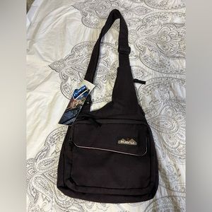 Kavu Canvas Crossbody in Plum NWT